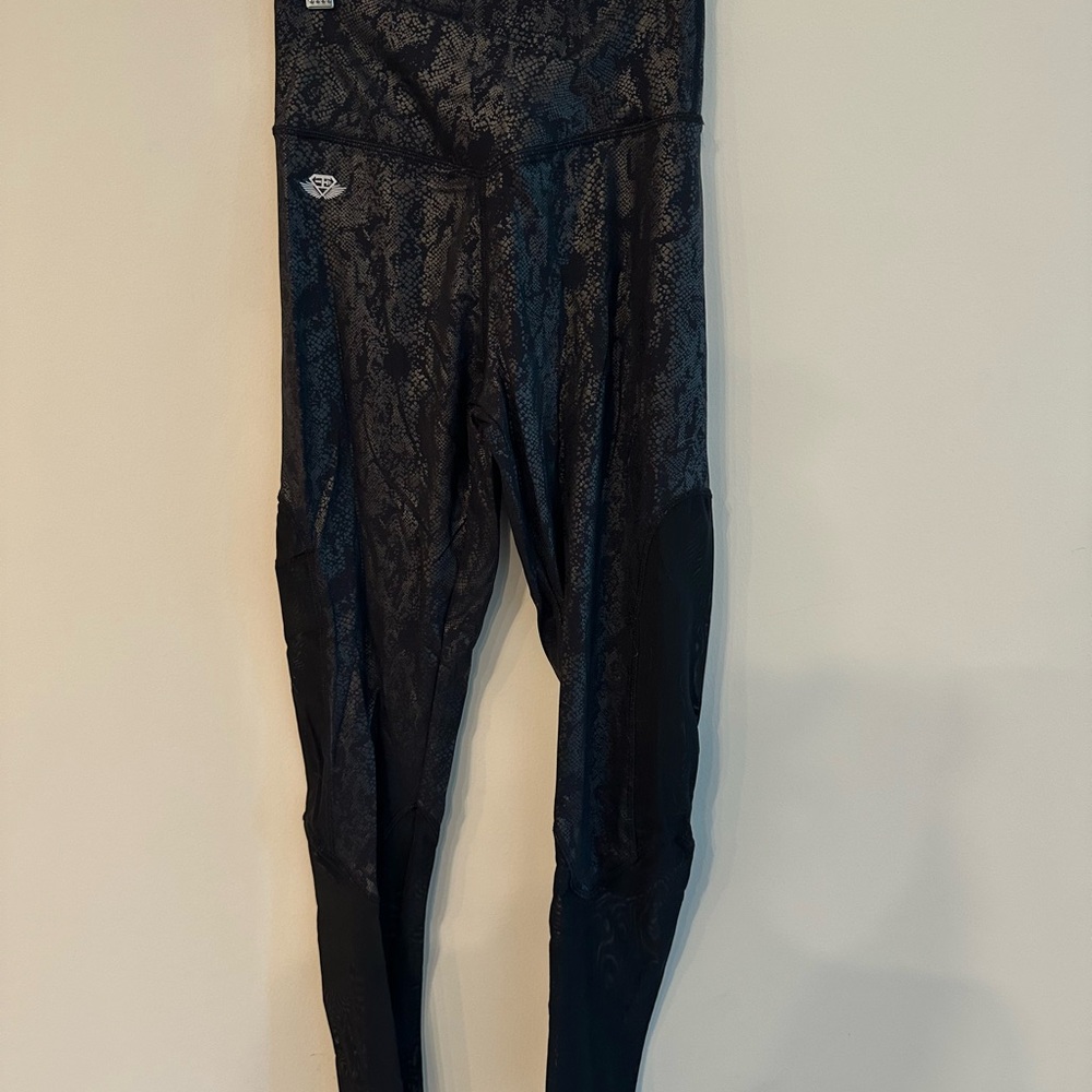 Body Engineers Black & Mesh Leggings